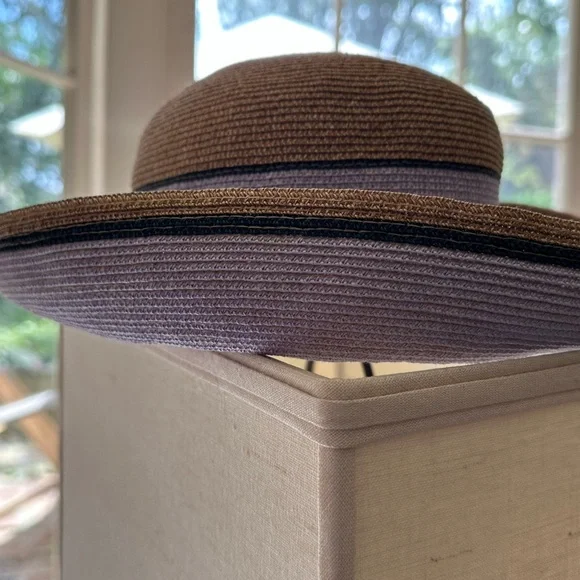 Two-Tone Brown and Lavender Wide Brim Sun Hat - Picture 2 of 3